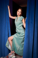 Vintage Structured Cocktail Midi Dress image 0